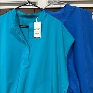 FIGS Women's Blue Tops